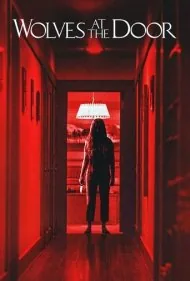 گرگ‌ها پشت در (Wolves at the Door)