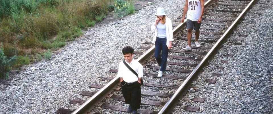 مأمور ایستگاه (The Station Agent)