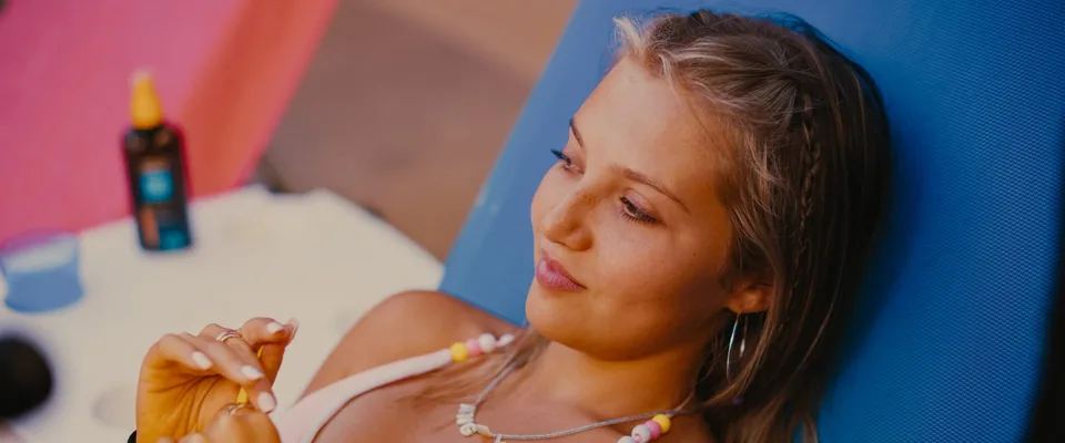 How to Have S (Mia McKenna-Bruce)