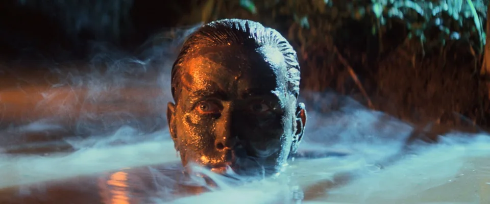 اینک آخرالزمان (Apocalypse Now)