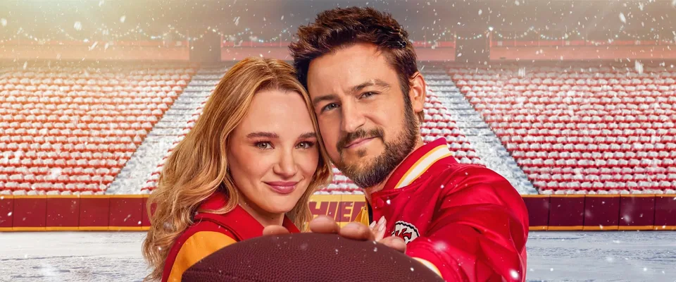 Holiday Touchdown: A Chiefs Love Story (Hunter King)