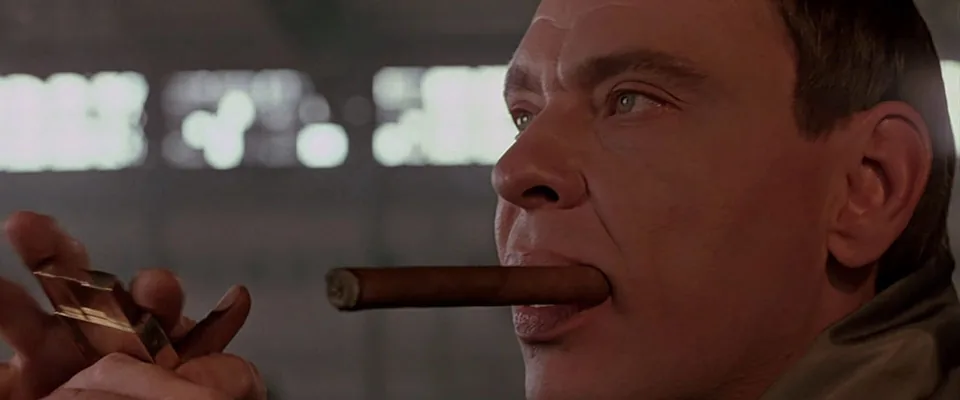 مرد تاریکی (Darkman)