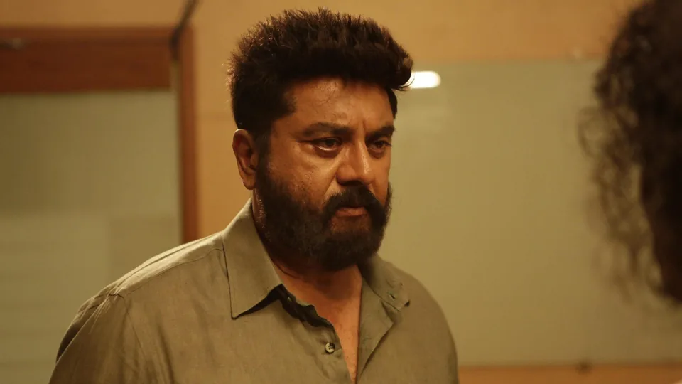 The Smile Man (R. Sarathkumar)