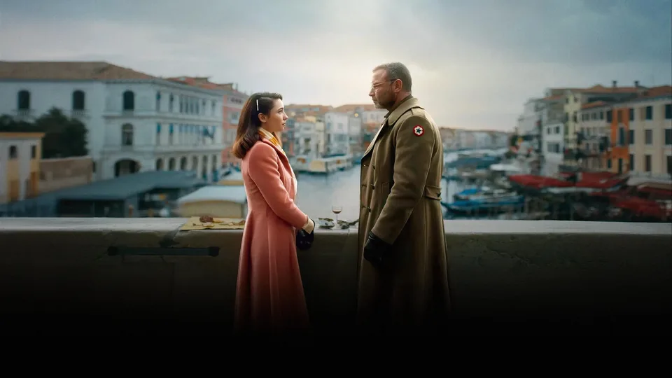 در امتداد رودخانه به سمت درخت‌ها (Across the River and Into the Trees)