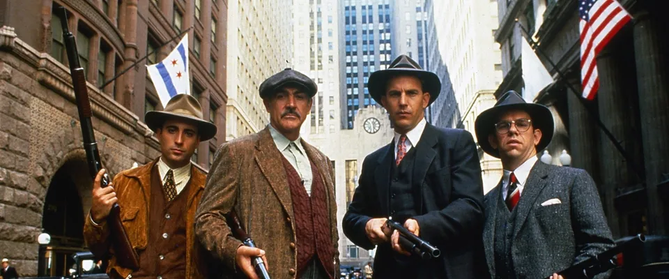 تسخیرناپذیران (۱۹۵۹) (The Untouchables)