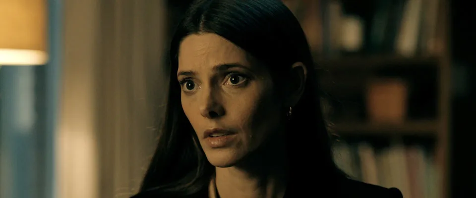 It Feeds (Ashley Greene)