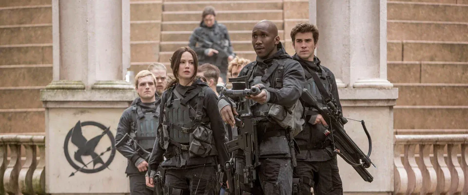 بازی‌های گرسنگی: زاغ مقلد – بخش ۲ (The Hunger Games: Mockingjay – Part 2)