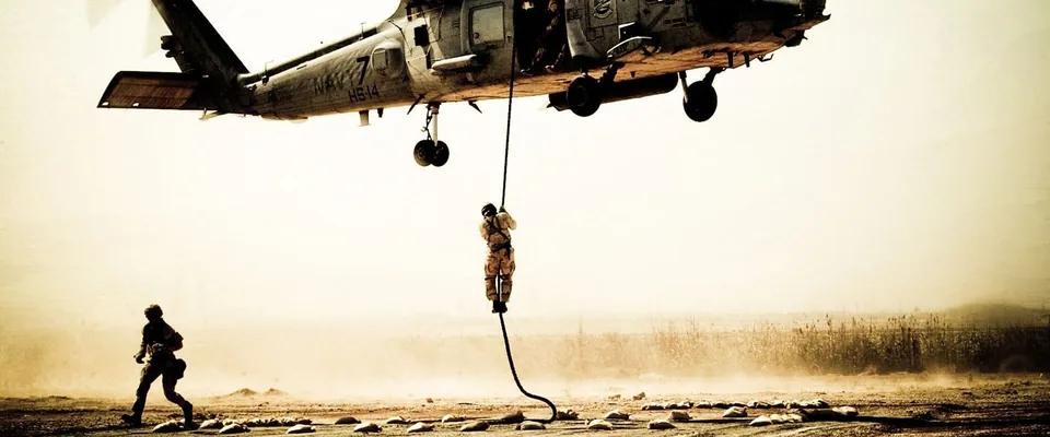 سقوط شاهین سیاه (Black Hawk Down)