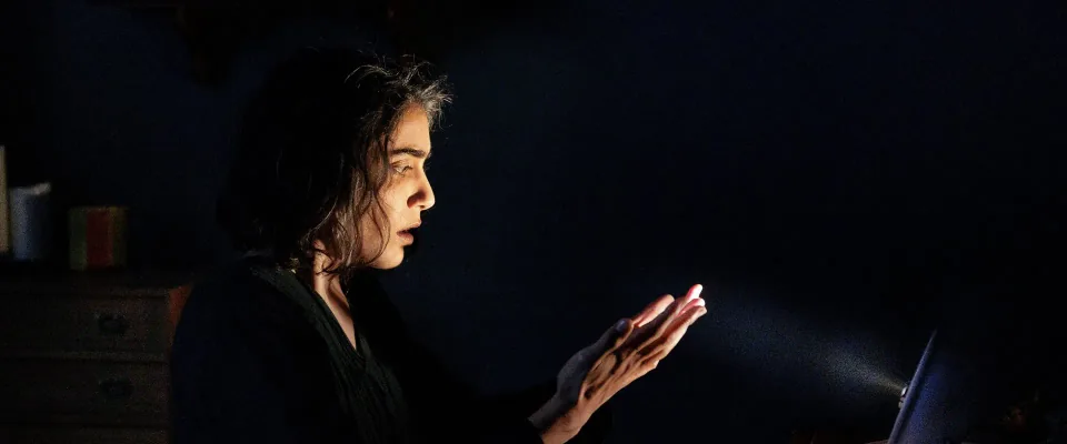 نور میان اقیانوس‌ها (The Light)