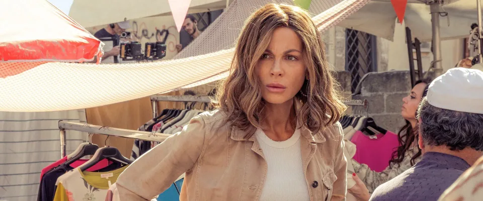 دختر ربوده‌شده (Stolen Girl)