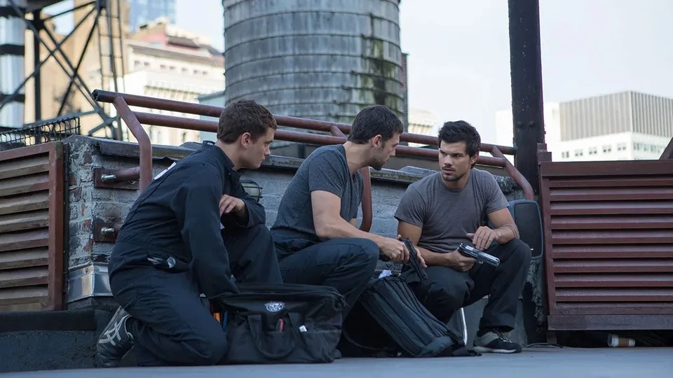Tracers (Taylor Lautner)