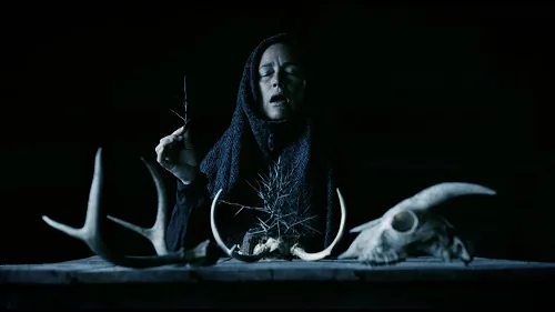 مادر مگس‌ها (Mother of Flies)