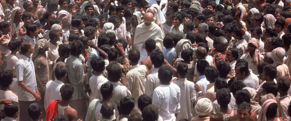مهاتما گاندی (Gandhi)