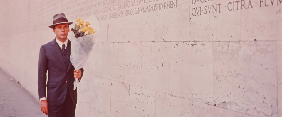 دنباله‌رو (The Conformist)