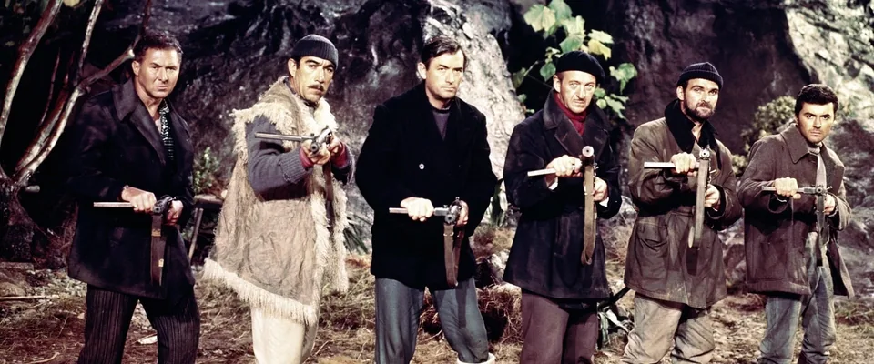 توپ‌های ناوارون (The Guns of Navarone)